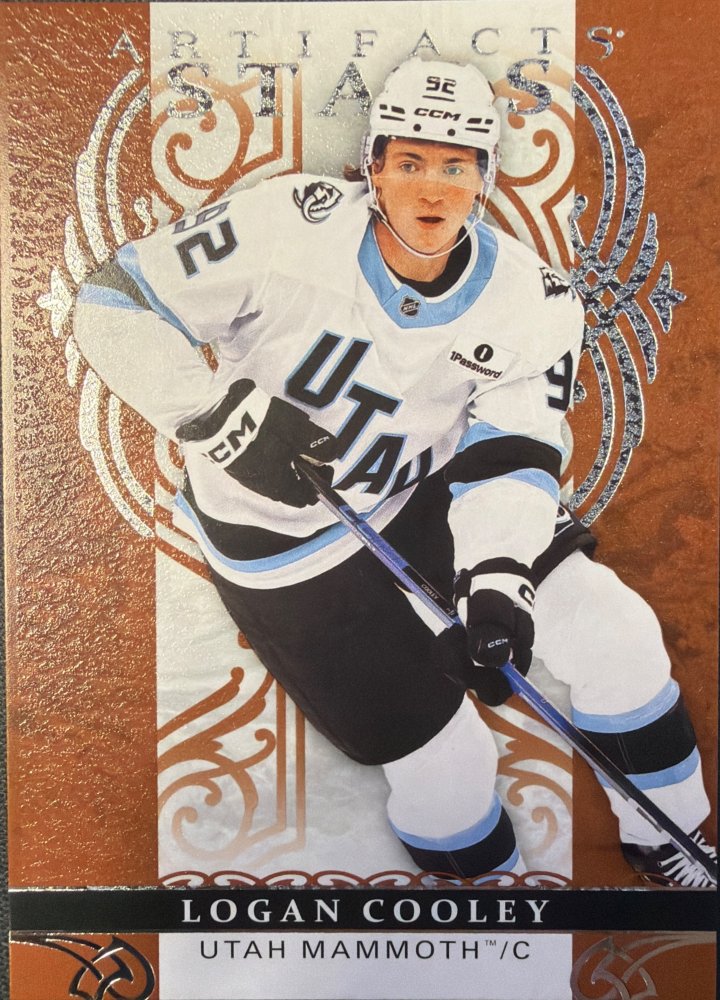 Logan Cooley #122 – 2026-27 Upper Deck Artifacts – Leather - Stars